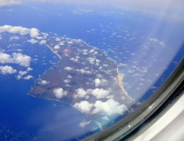 ニイハウ島は個人が所有する島：「禁断の島」の詳細や歴史を紹介