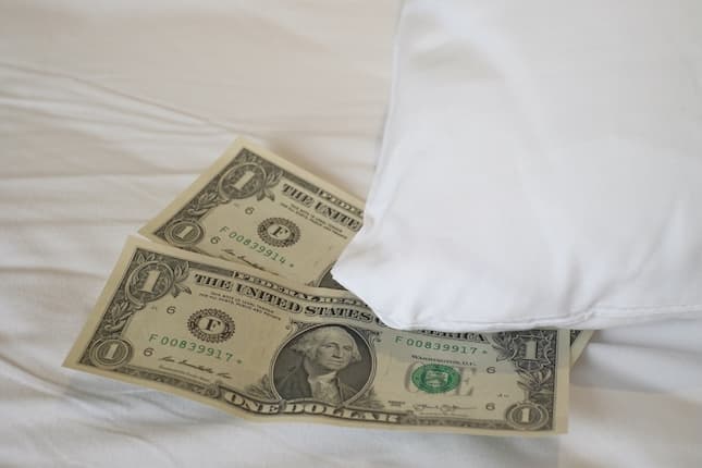 ホテルやタクシーでの渡し方